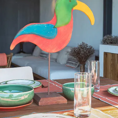 Ambar - New! * Colares