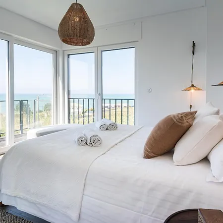 Ambar - New! Villa Colares