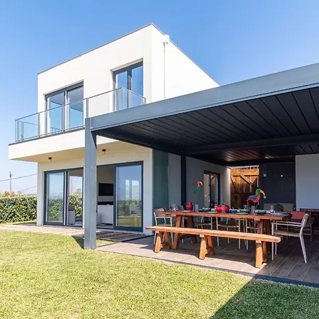 Ambar - New! * Colares