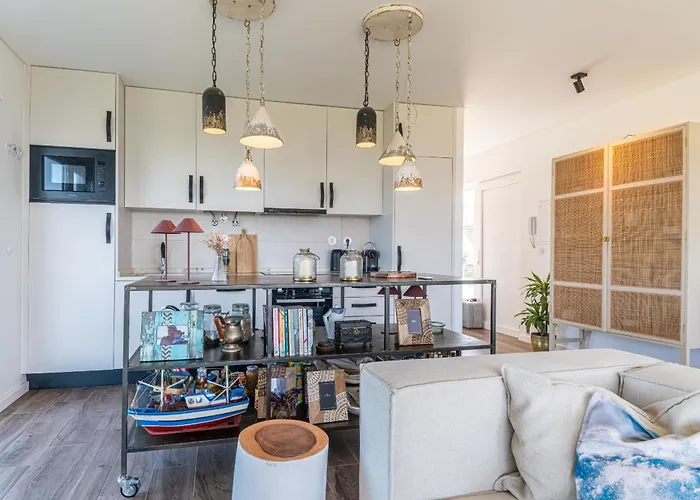 Ambar - New! Colares