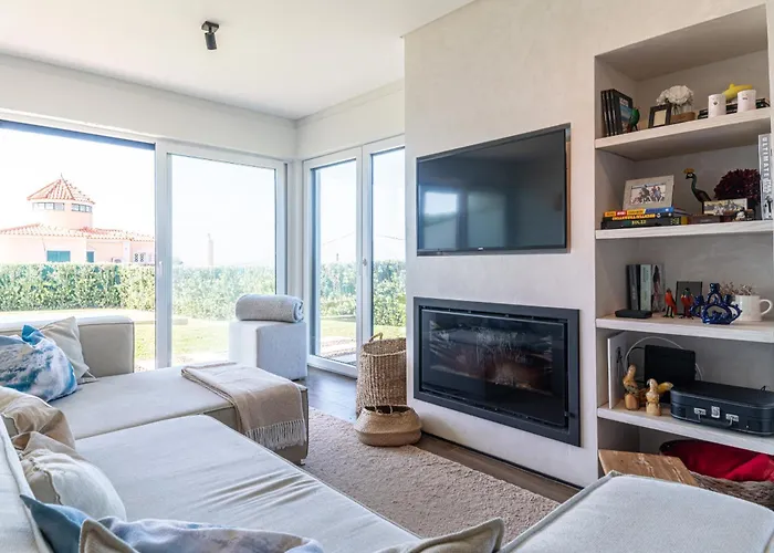 Ambar - New! * Colares